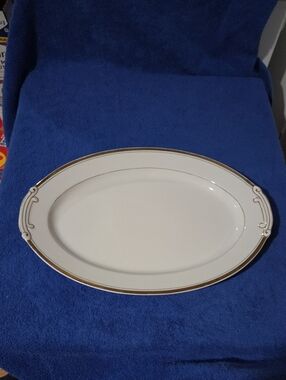 Sone Fine China Serving Platter